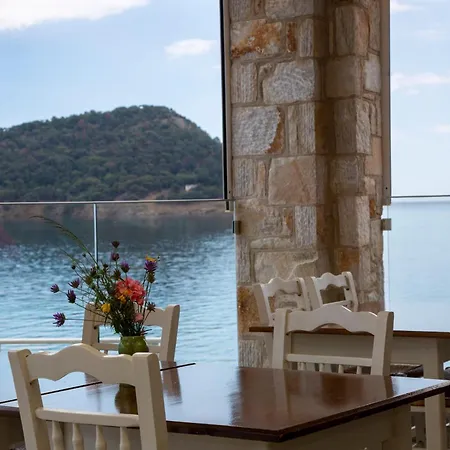 Faros View 4* Koinira