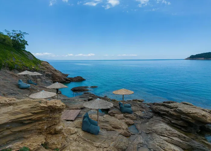 Oda ve Kahvaltı Faros View Koinira